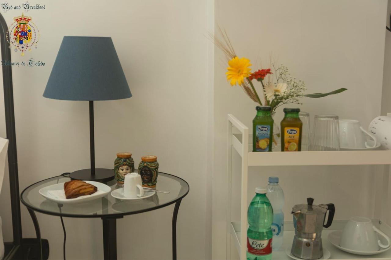 Bed and Breakfast Alvarez De Toledo Neapel Exterior foto